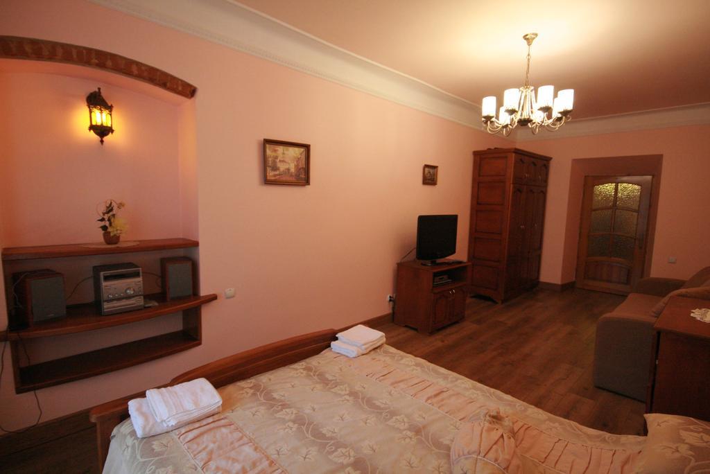 Historical Centre Apartments Λβιβ Εξωτερικό φωτογραφία