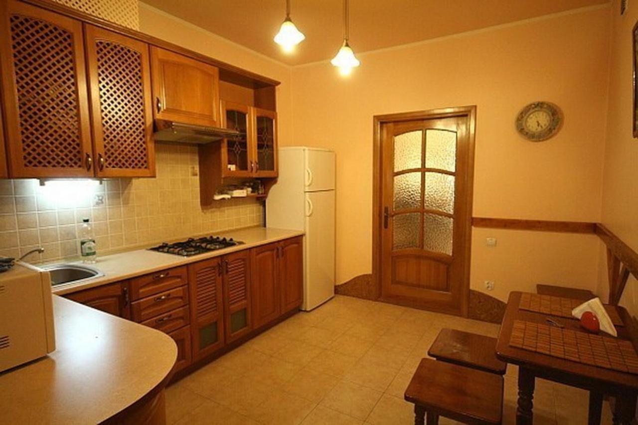 Historical Centre Apartments Λβιβ Εξωτερικό φωτογραφία